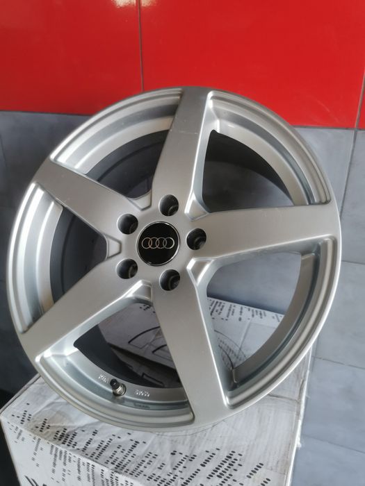 Felgi 17" 5x112 Audi A3 A4 A6 VW Golf Passat Skoda Octavia