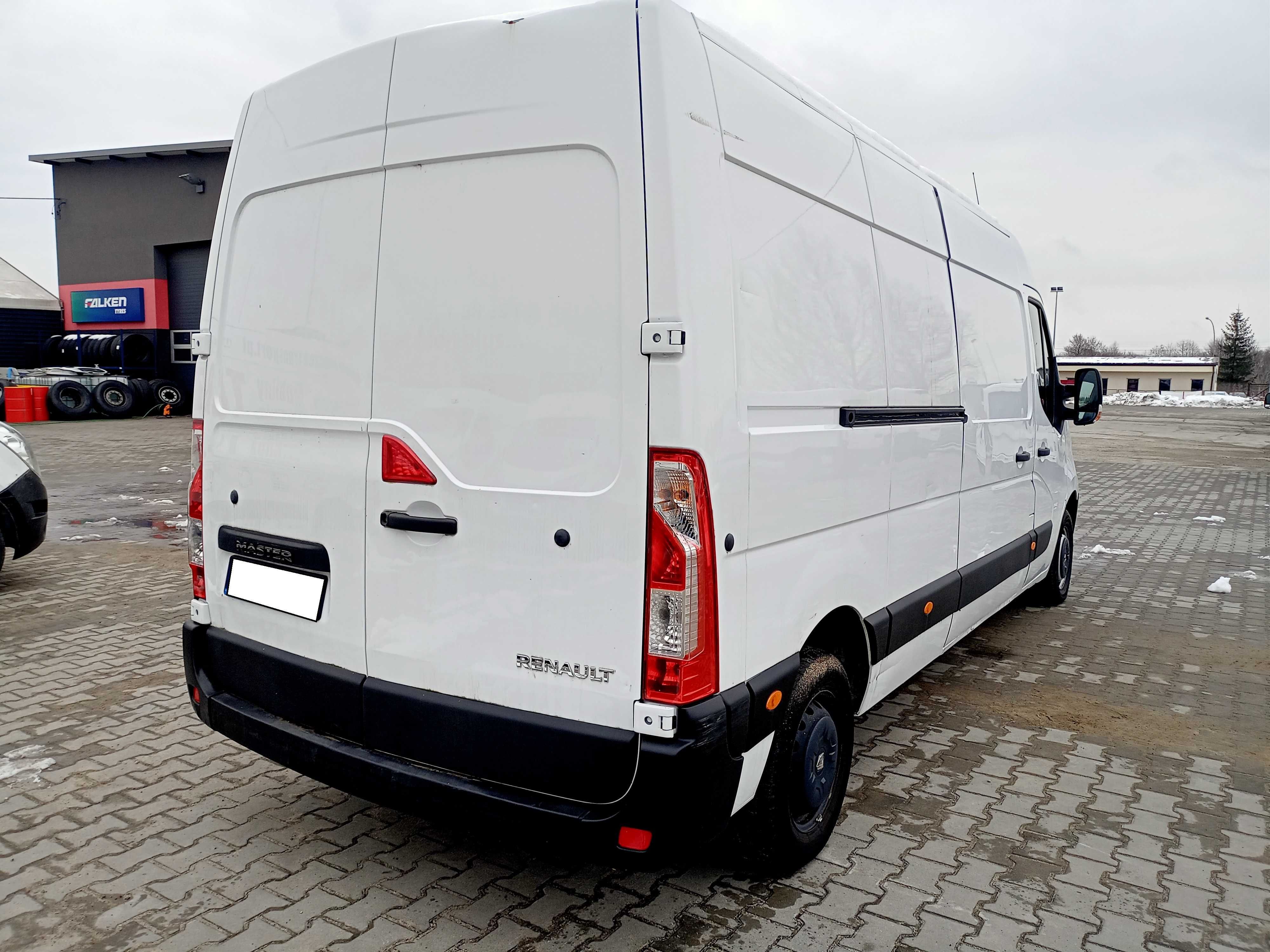 Wynajem busa/Renault Master/3osobowy/L3H2/dCI