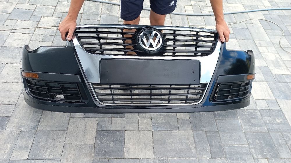 VW Passat b6 zderzak przód przedni czarny l041