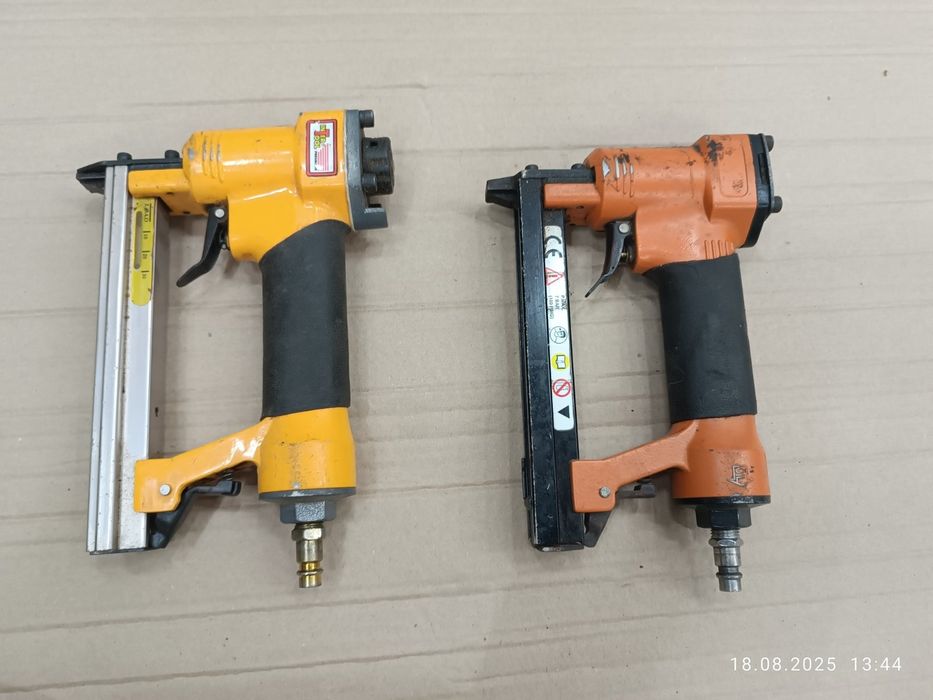 Степлер пневматический