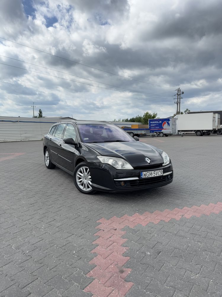 Autokomis TopCar! Renault Laguna ІІІ Initiale Paris 2.0 Diesel/Automat