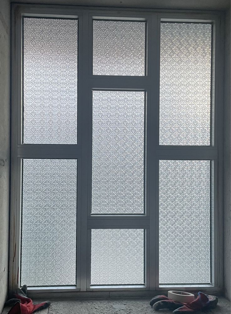 Caixilharia Alumínio  Diversa (portas e janelas)
