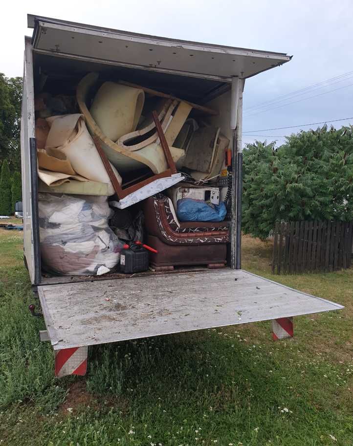 Rozbiórki Altanek Wywóz Gabarytów Opróżnianie Mieszkań Sprzątanie