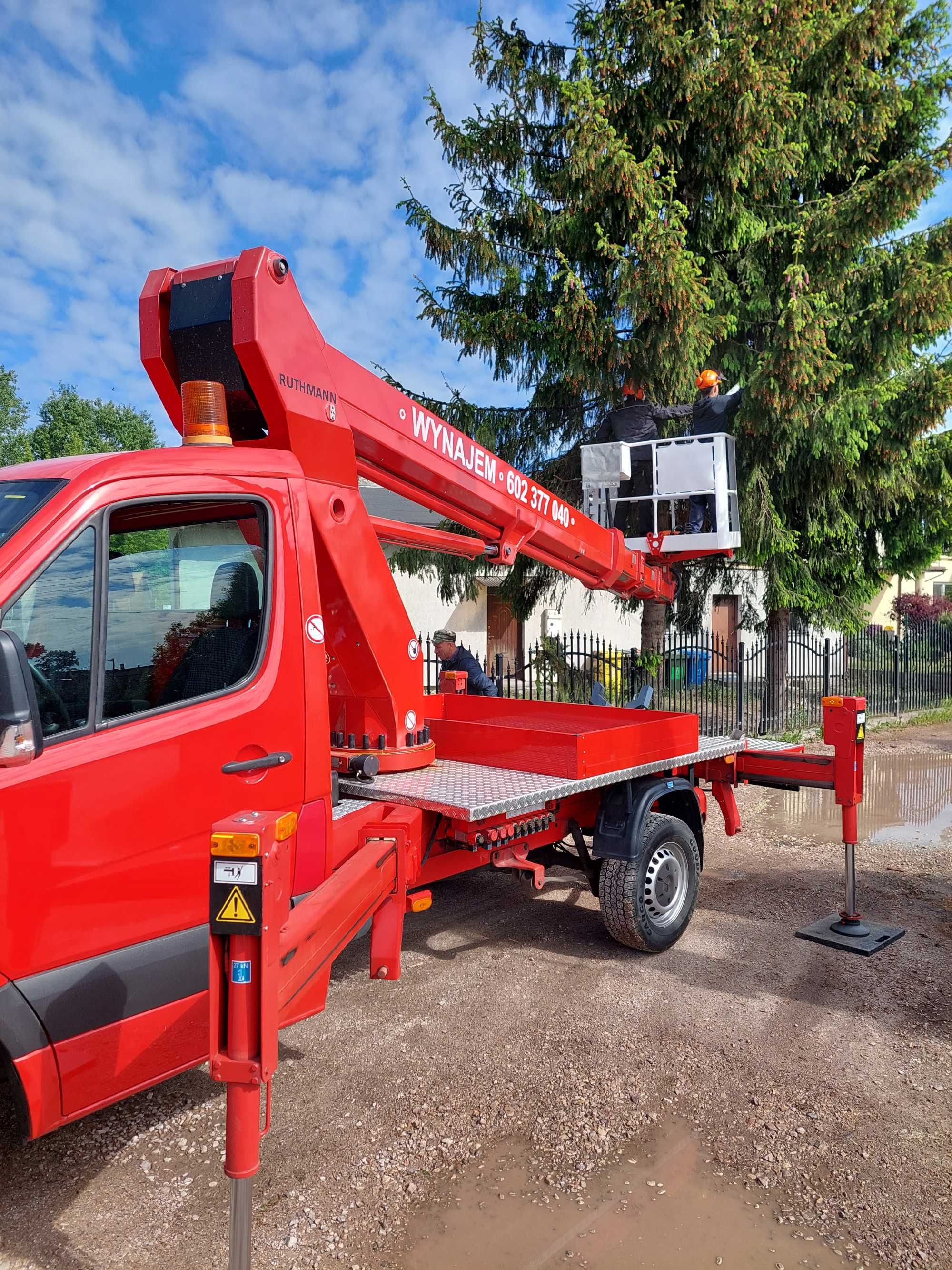 Wynajem podnośnik koszowy 22m,zwyżka, Warszawa//zielonausługa.pl//