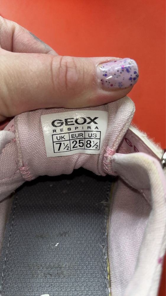 Взуття на дівчинку (adidas geox) 25 розмір