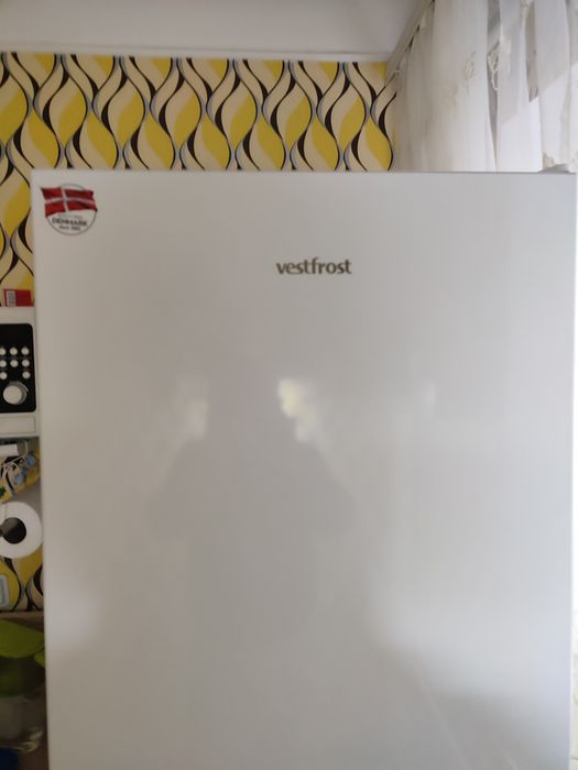 Холодильник West frost No frost.