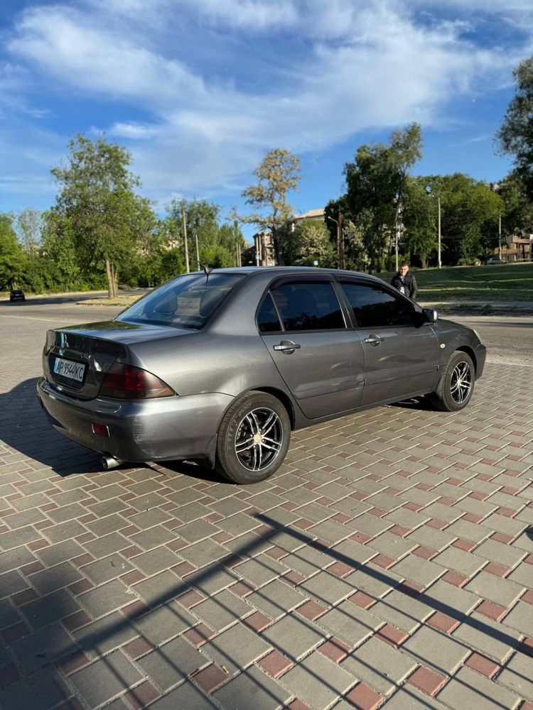 Авто Mitsubishi Lancer IX 1.6