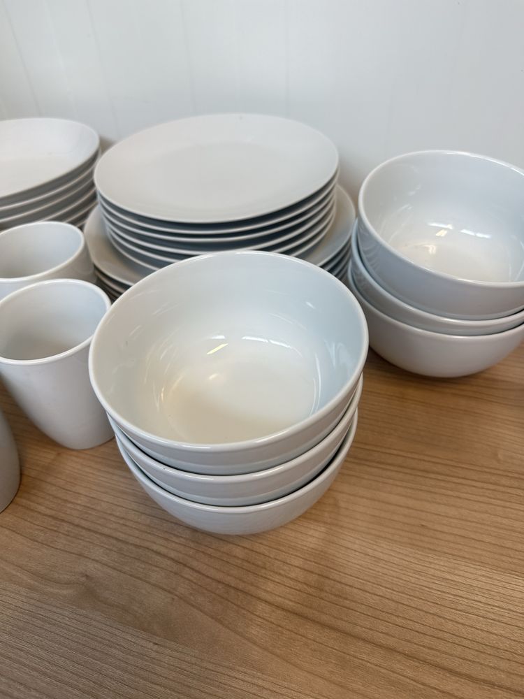 MÄSER Barca Series 30-częściowy zestaw obiadowy biała porcelana