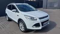 Ford Kuga автомобіль