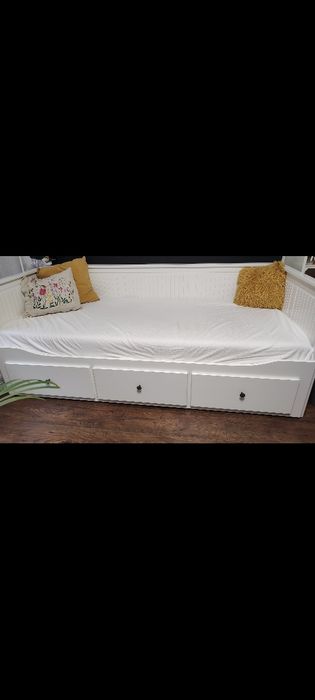 Łóżko Ikea Hemnes