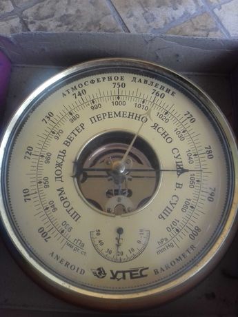 Барометр УТЕС (БТК-СН-8)  с термометром
