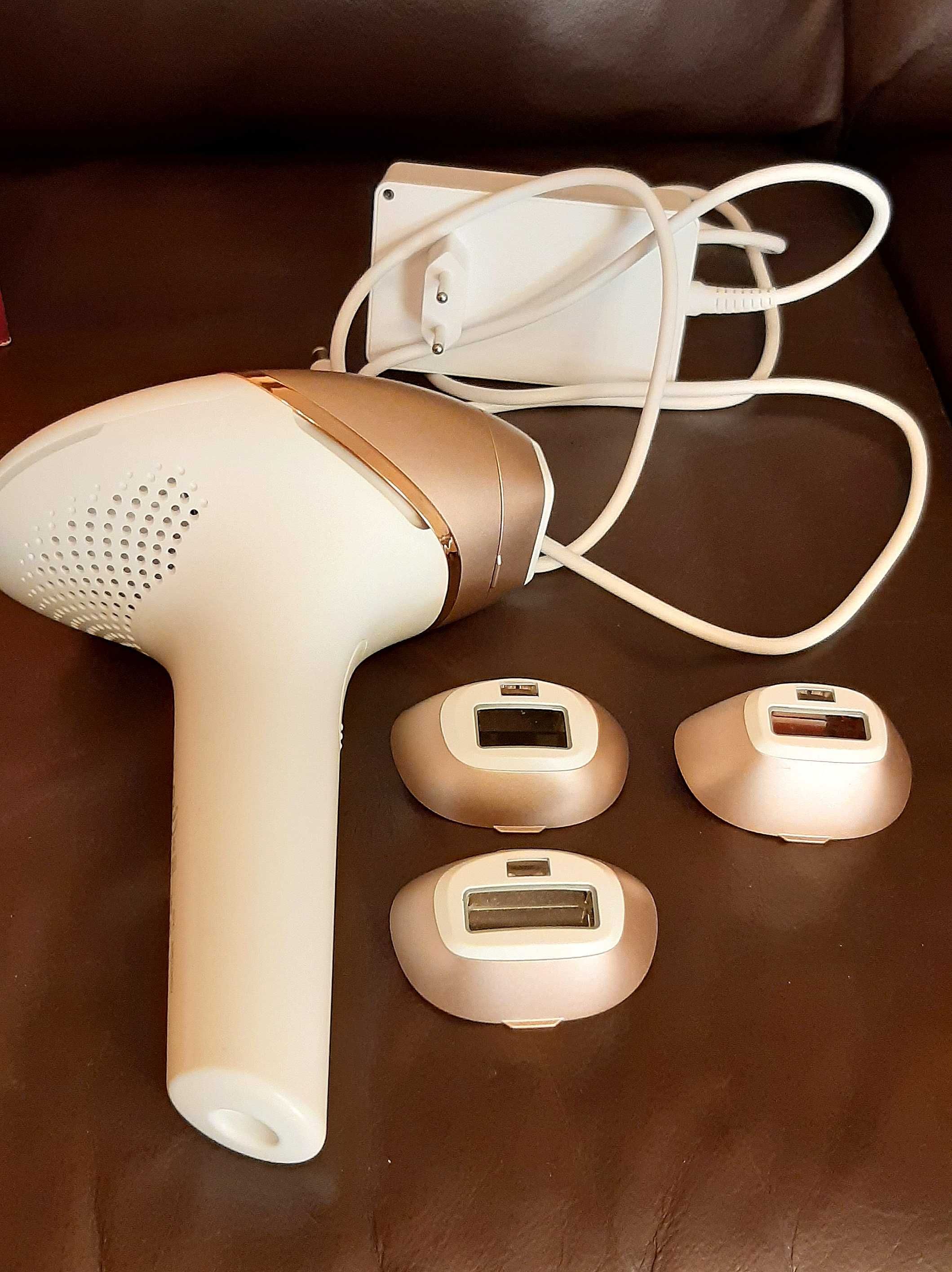 Фотоепілятор Philips Lumea Prestige BRI956/00 (4 насадки)