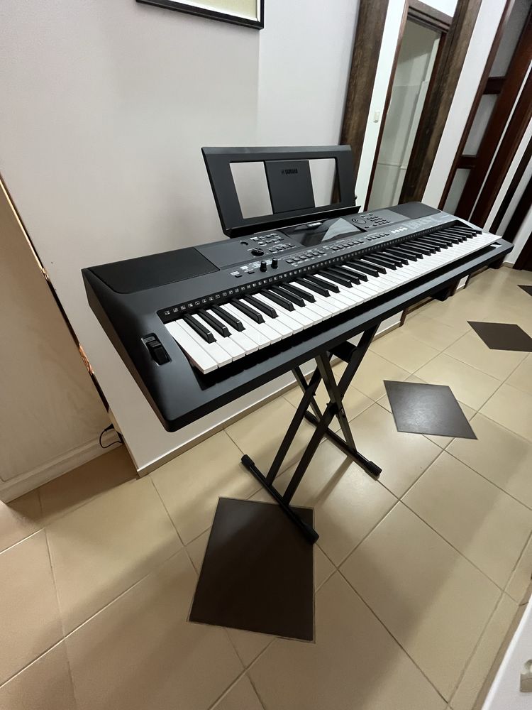 Keyboard YAMAHA -PSR-EW410 + Statyw
