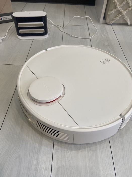Робот-пылесос XIAOMI