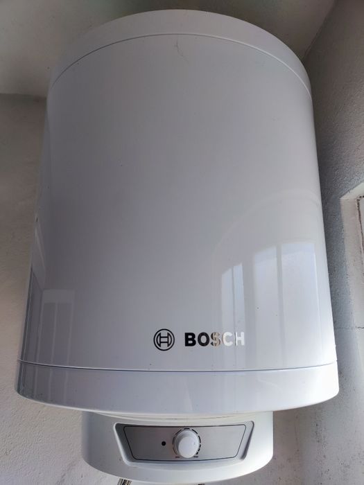 Termoacumulador elétrico da marca Bosch