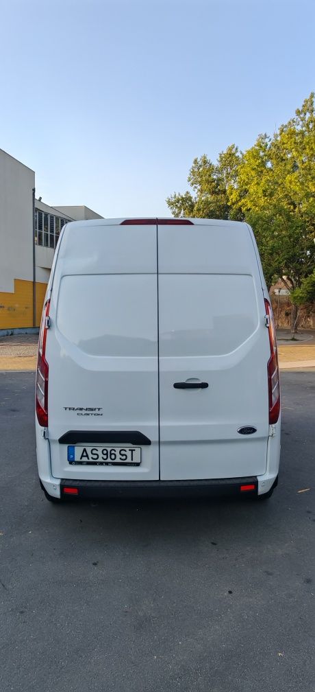 Ford Transit Custom com Frio