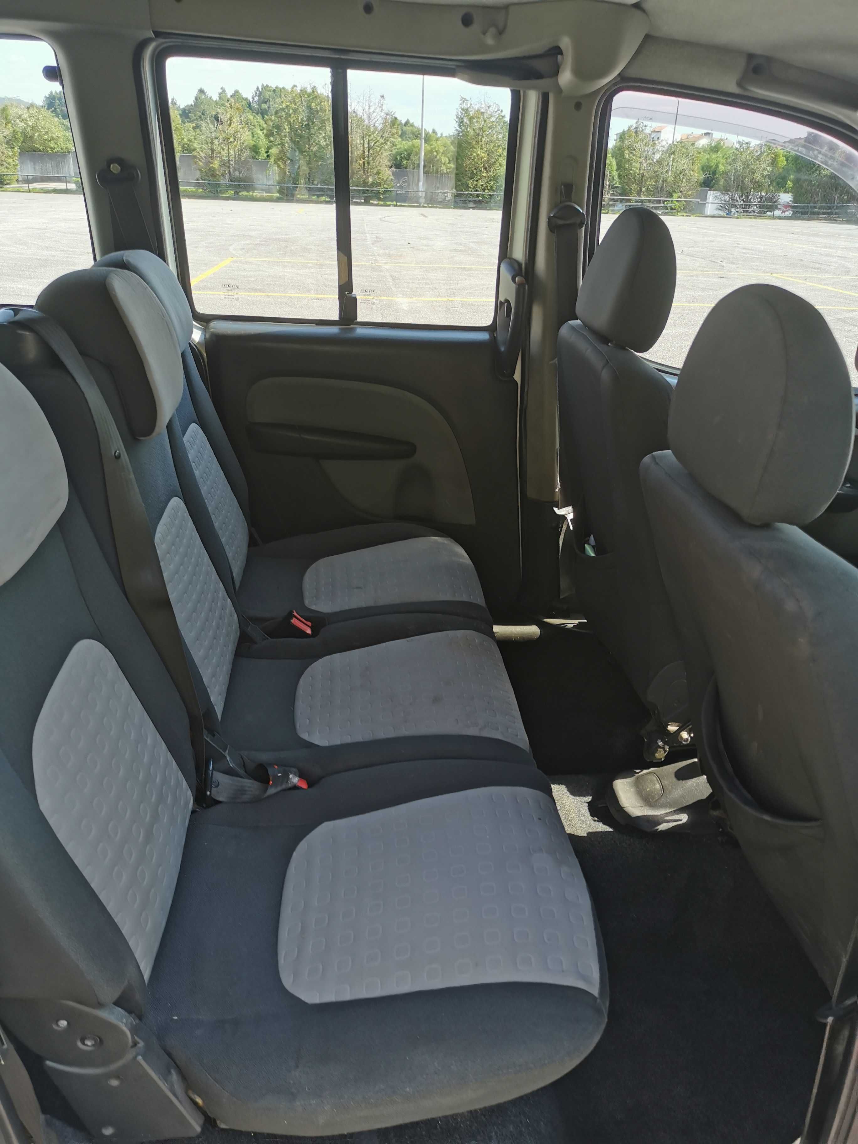 Fiat Doblo Multijet 7 lugares