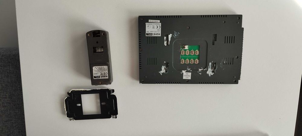 Video domofon EURA VDP-22A3