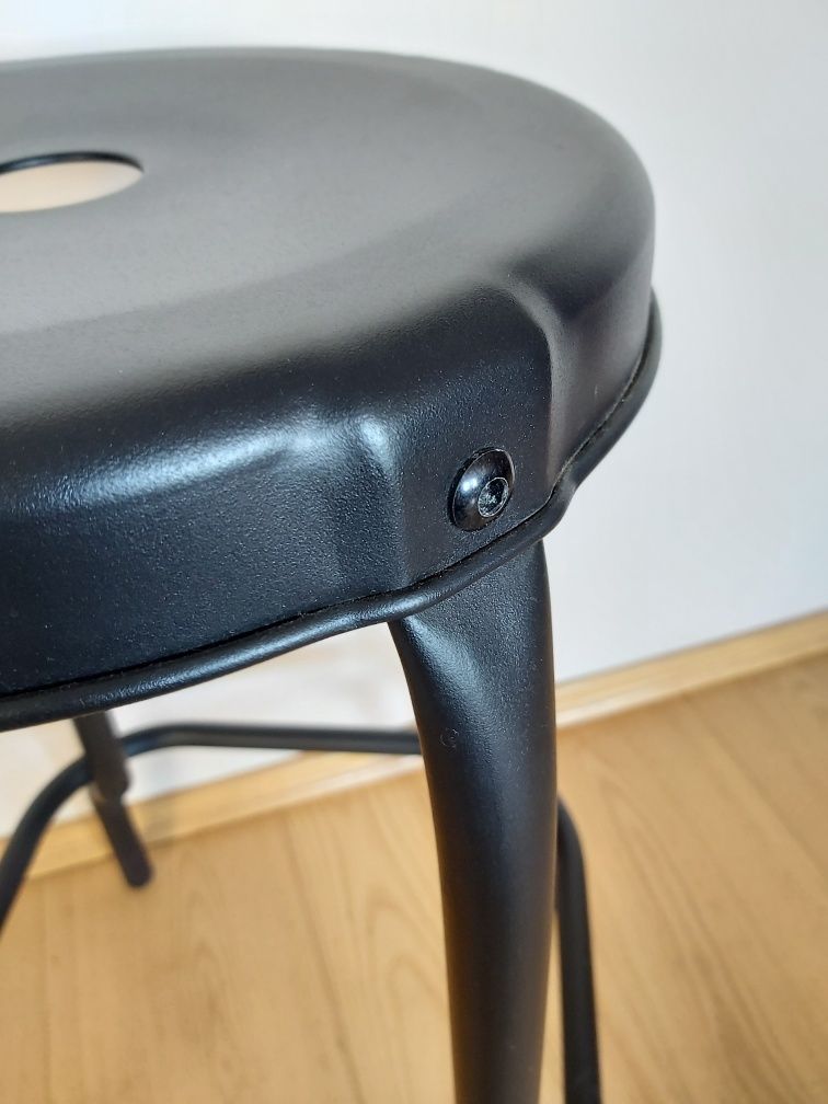Taboret IKEA RASKOG, lakier czarny