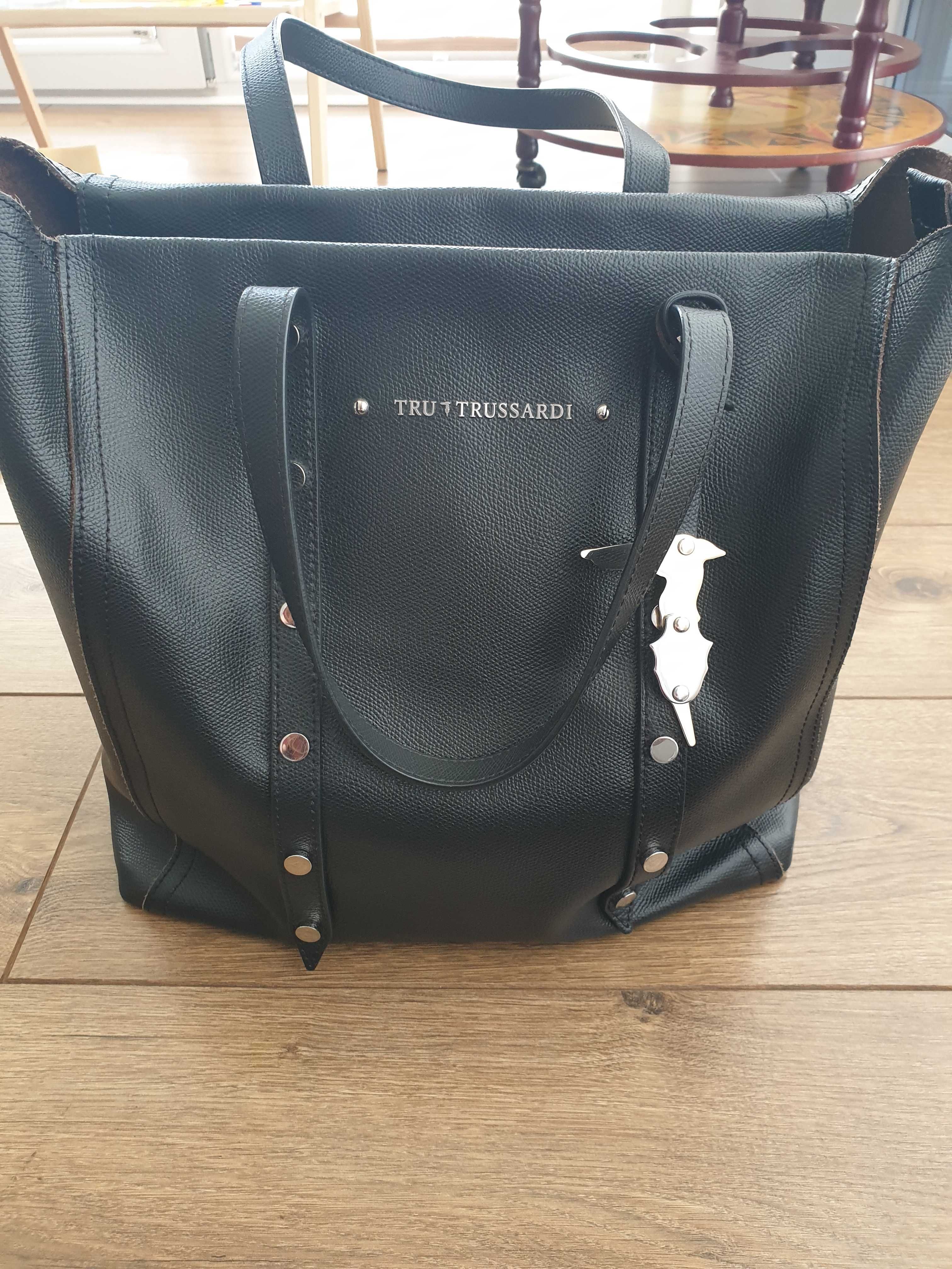 Trussardi torebka ze skóry naturalnej