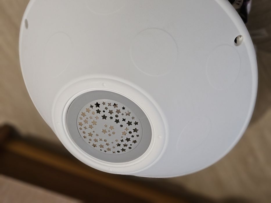 Winfun karuzela z projektorem i pozytywką