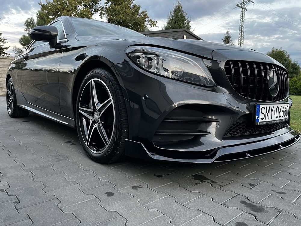 Mercedes C300 AMG stan idealny - nowy