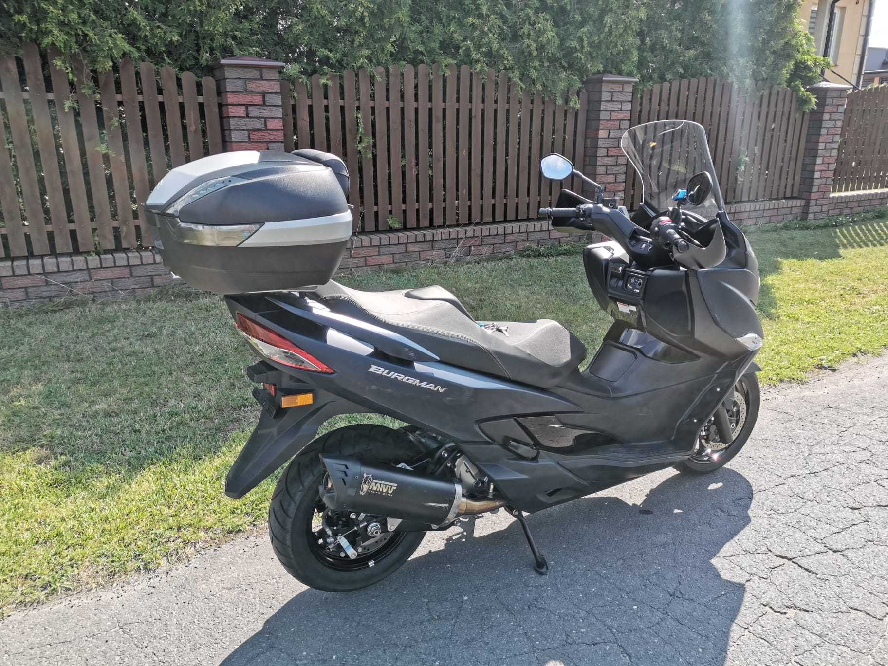 Suzuki Burgman 400 grzane manetki, sportowy wydech MIVV, tylko 5tys km