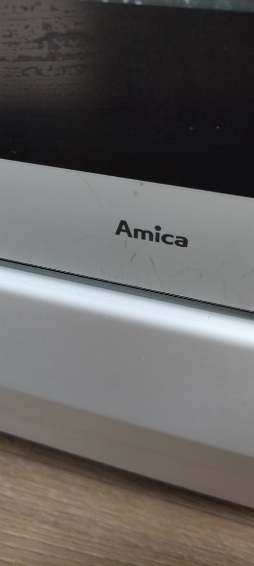 Газова плита Аміка(Amica) з Німеччини біла SHEG 11557 W