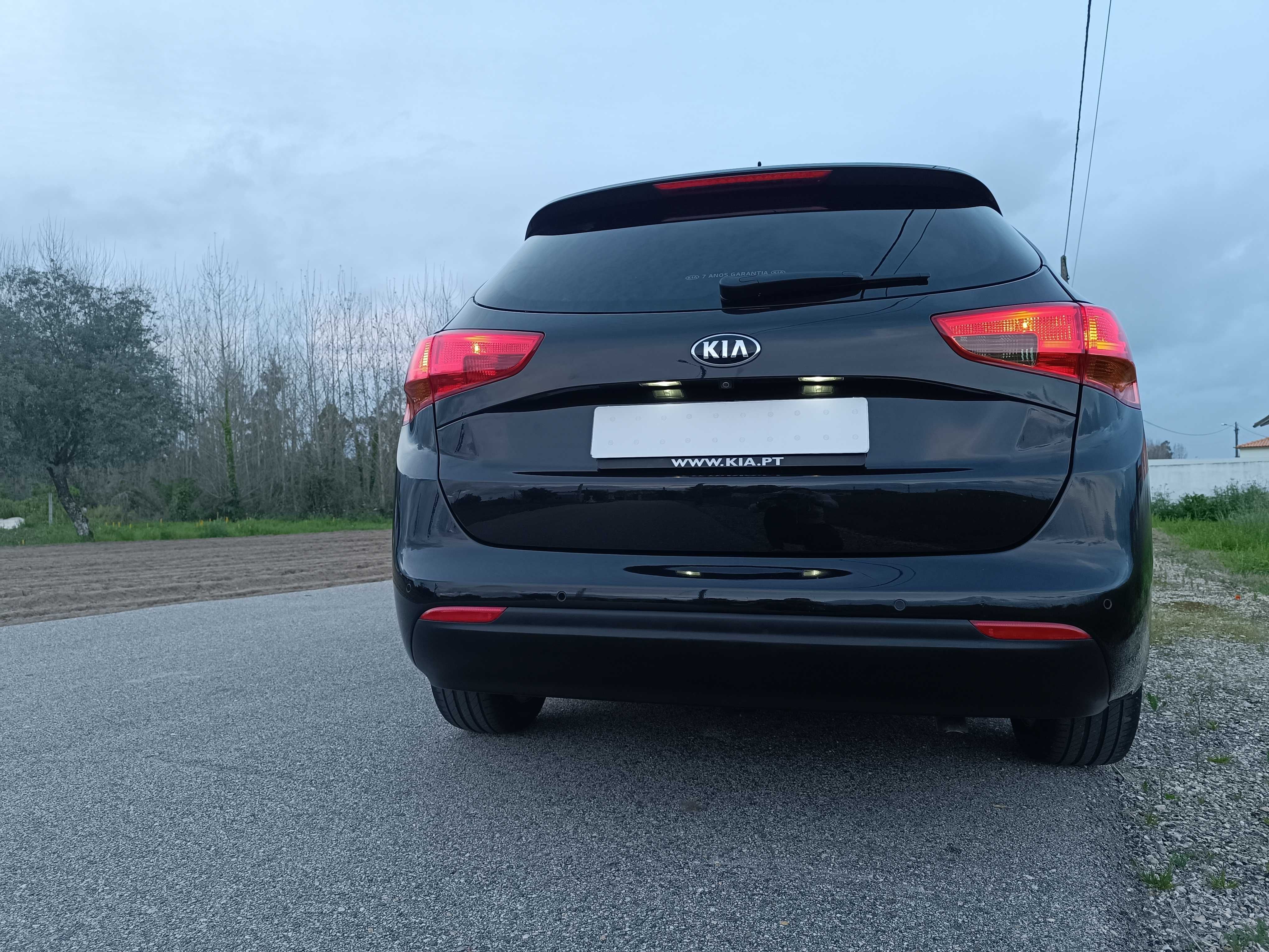 Kia Ceed SW 1.6 crdi 128cv- ESPETACULAR