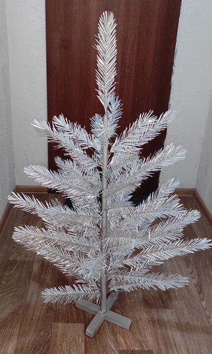 Ёлка ссср лавсановая серебристая  ялинка срібляста 1.4 м