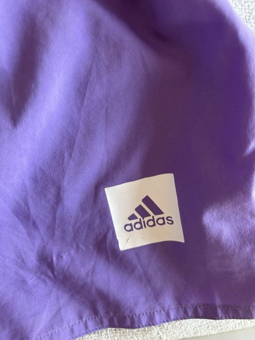 Lawendowe spodenki sportowe adidas w bardzo dobrym stanie uniwersalne