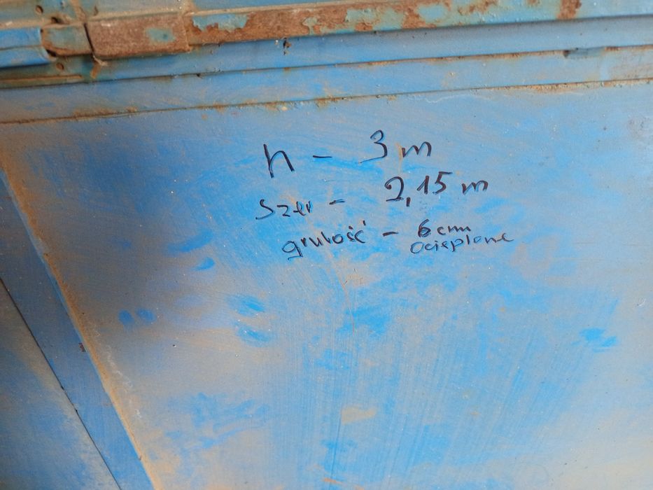 Dzwi garażowe bramy