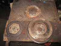 Embraiagem 770085803500 RENAULT TRAFIC 1995 2.1D VALEO/195MM MONOMASSA COMPLETO COM ROLAMENTO