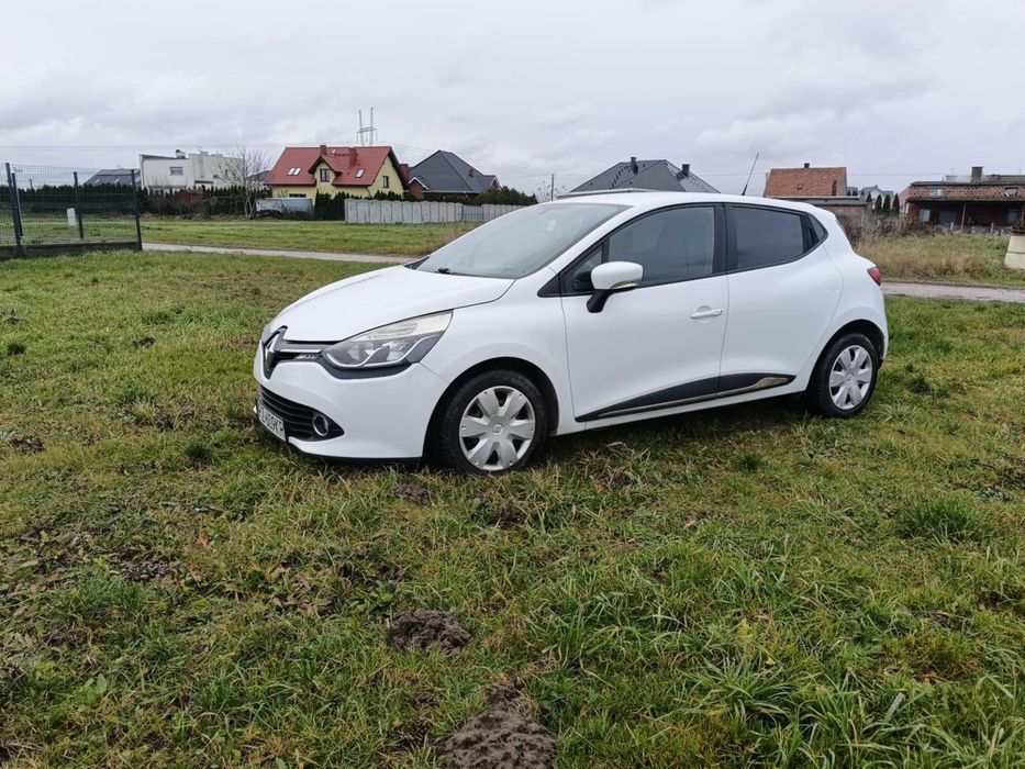 Renault Clio Led do jazdy dziennej, tablet , klima