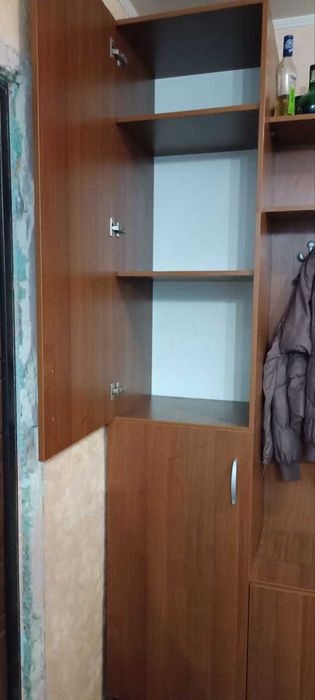 Прихожая з пеналом (можливий невеликий торг)