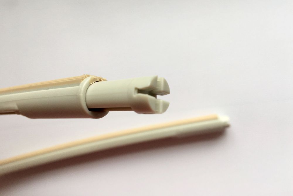 Дві жердинки для хвилястих папуг та канарок. Ferplast Comfort.