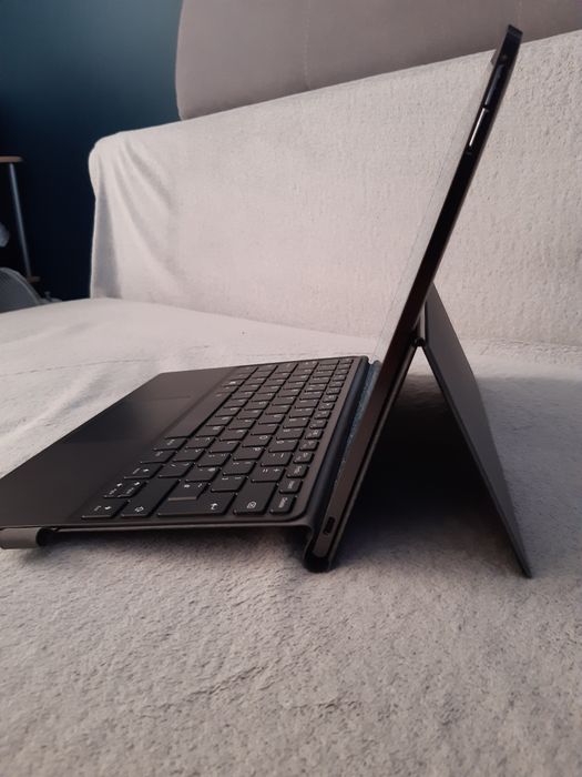 Ultrabook Lenovo laptop notebook netbook komputer 8GB Ram,  win10, ssd