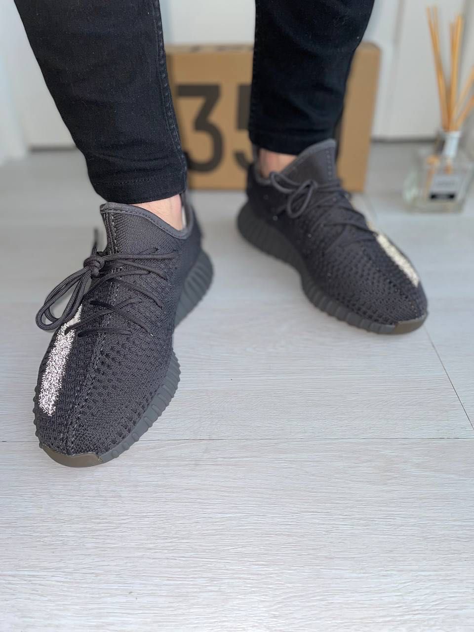 Кроссовки Adidas Yeezy Boost 350 V2 made in India