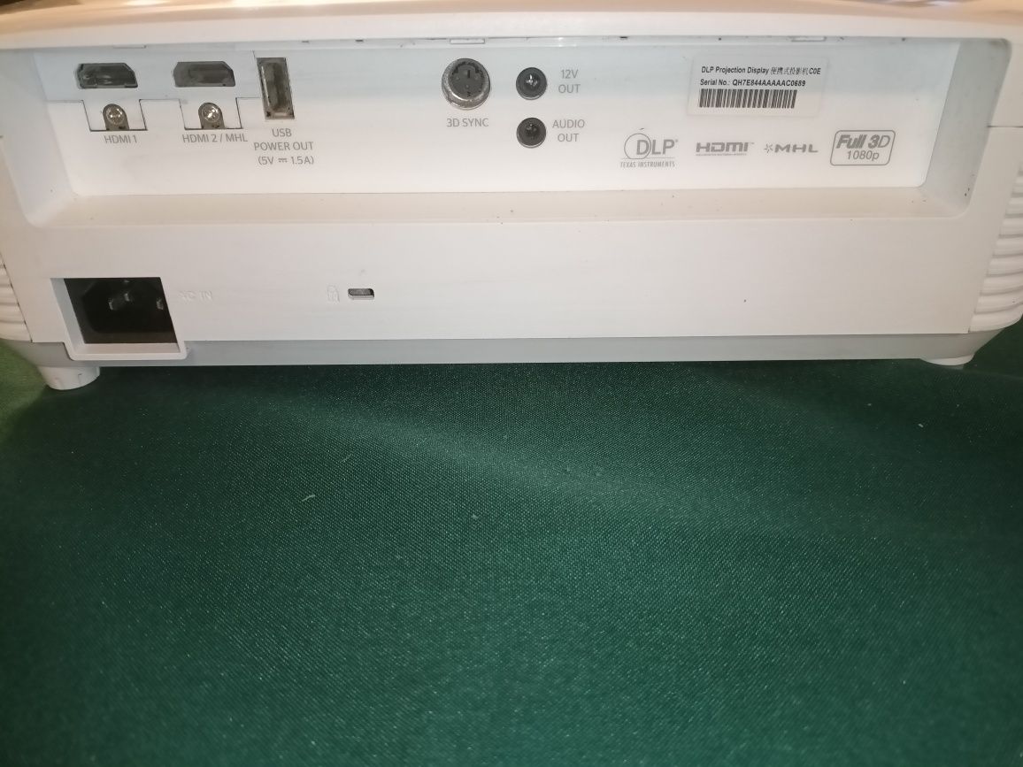 Optoma hd27e pilot