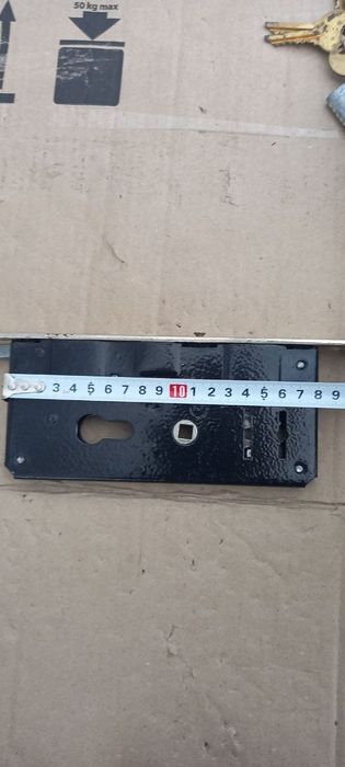 Продам  Новый  Замок  Дверной