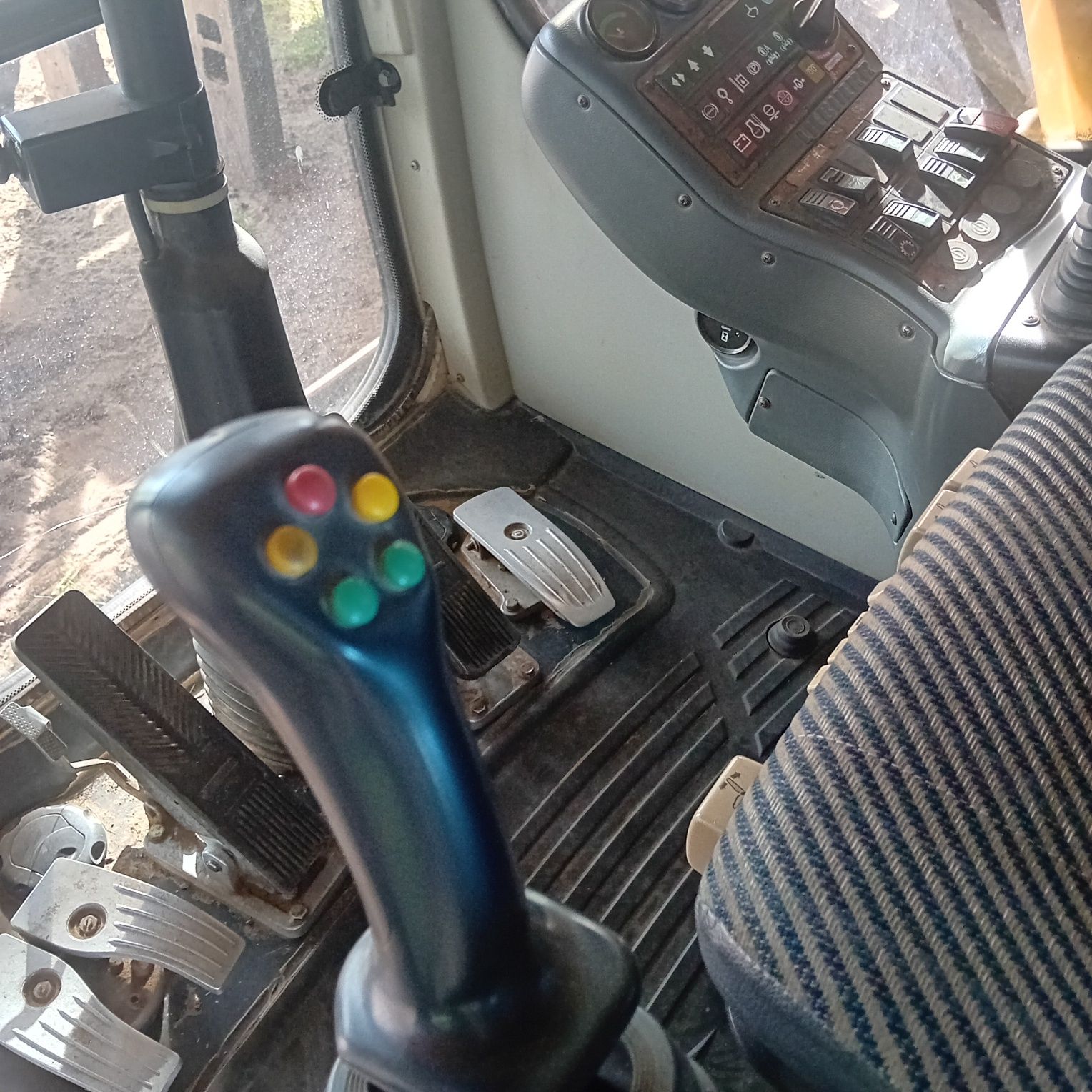 Koparka kołowa Liebherr 312 z rototiltem kpl narzędzi