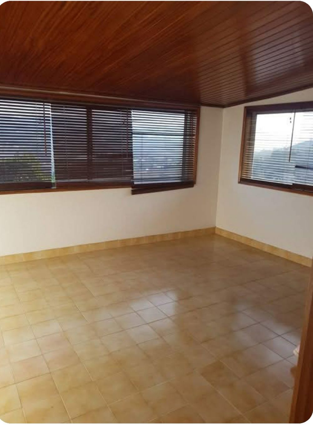 Casa individual para arrendamento em Tagilde, Vizela