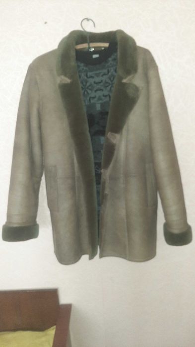 Продам дубленку на искуств.меху