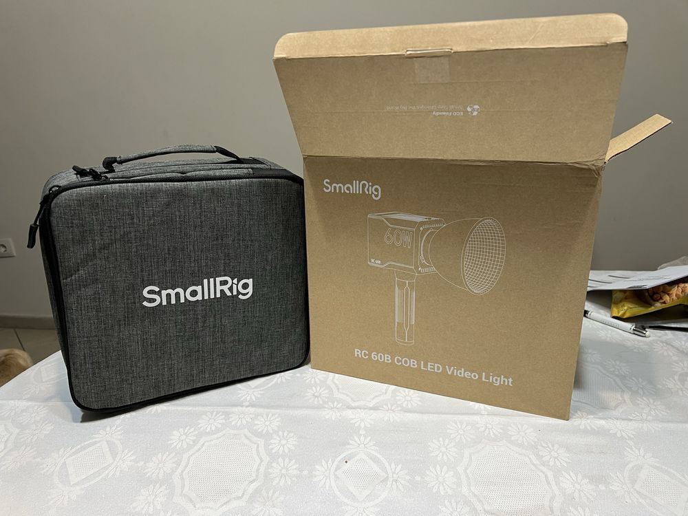 Foco de Luz Led Portátil Smallrig 4376 Rc60B