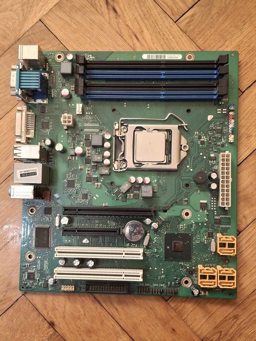 Материнка FUJITSU + CPU i5 750