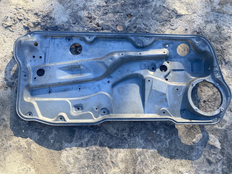 Suporte que segura o vidro elétrico golf IV