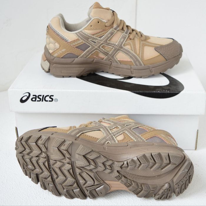 Зимние Кроссовки для девушек (36-41) Асикс коричневые новые зима-осень