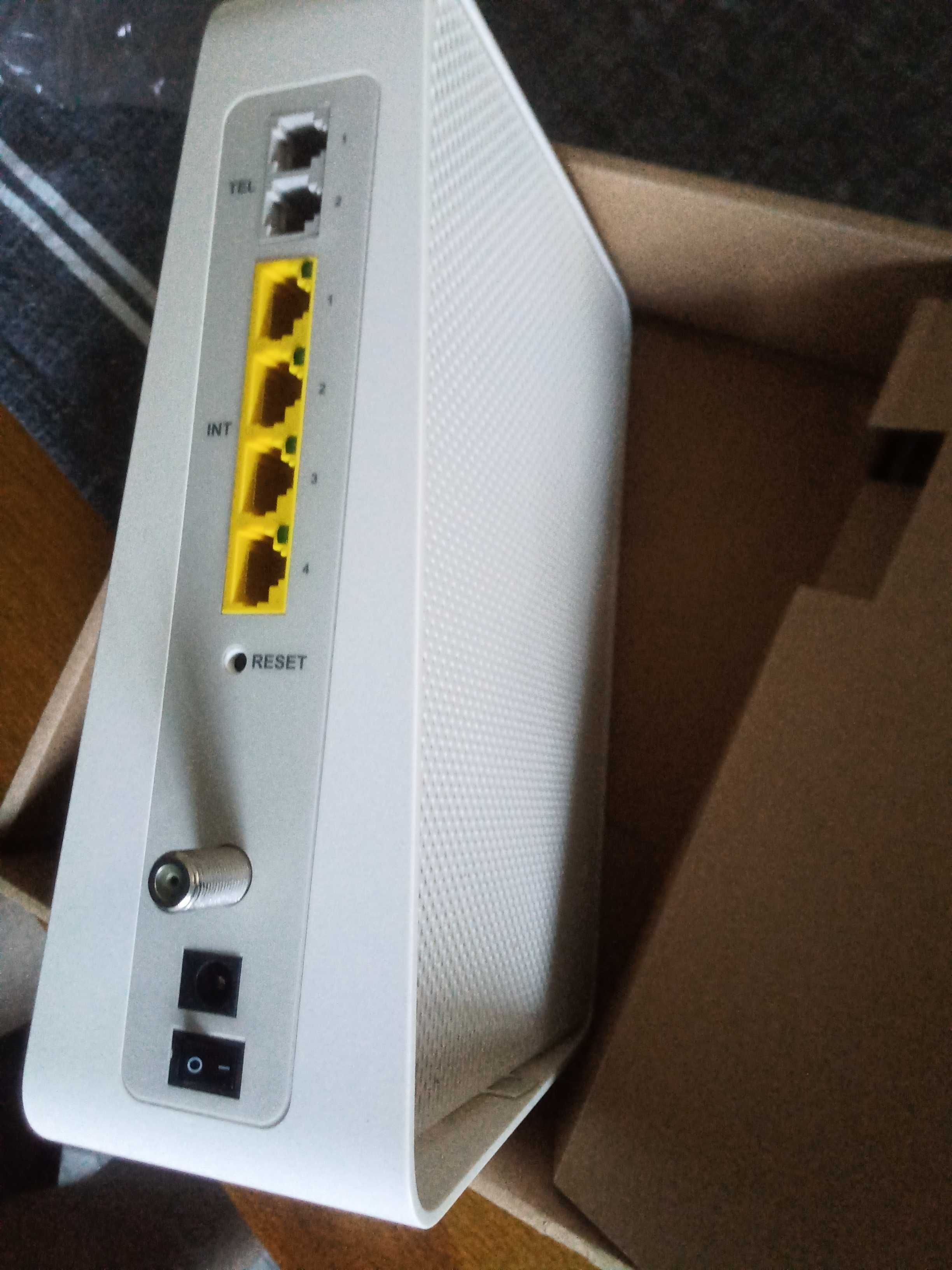 Modem UPC CH7465LG-LC Connect BOX