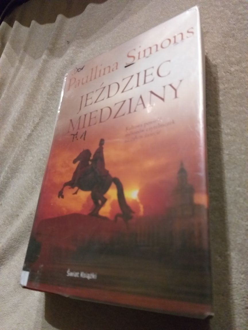 Jeździec miedziany Paullina Simons