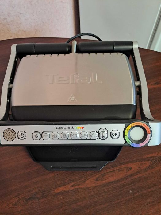 Продам Гриль TEFAL OptiGrill+ GC716D12